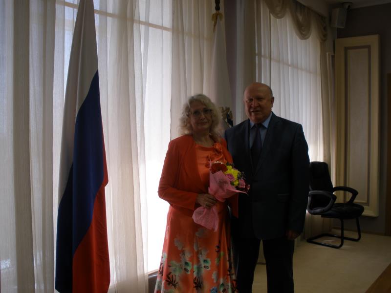 Л.Л.Хохлачева и В.П. Шанцев